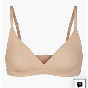 Skims fits everybody crossover bra